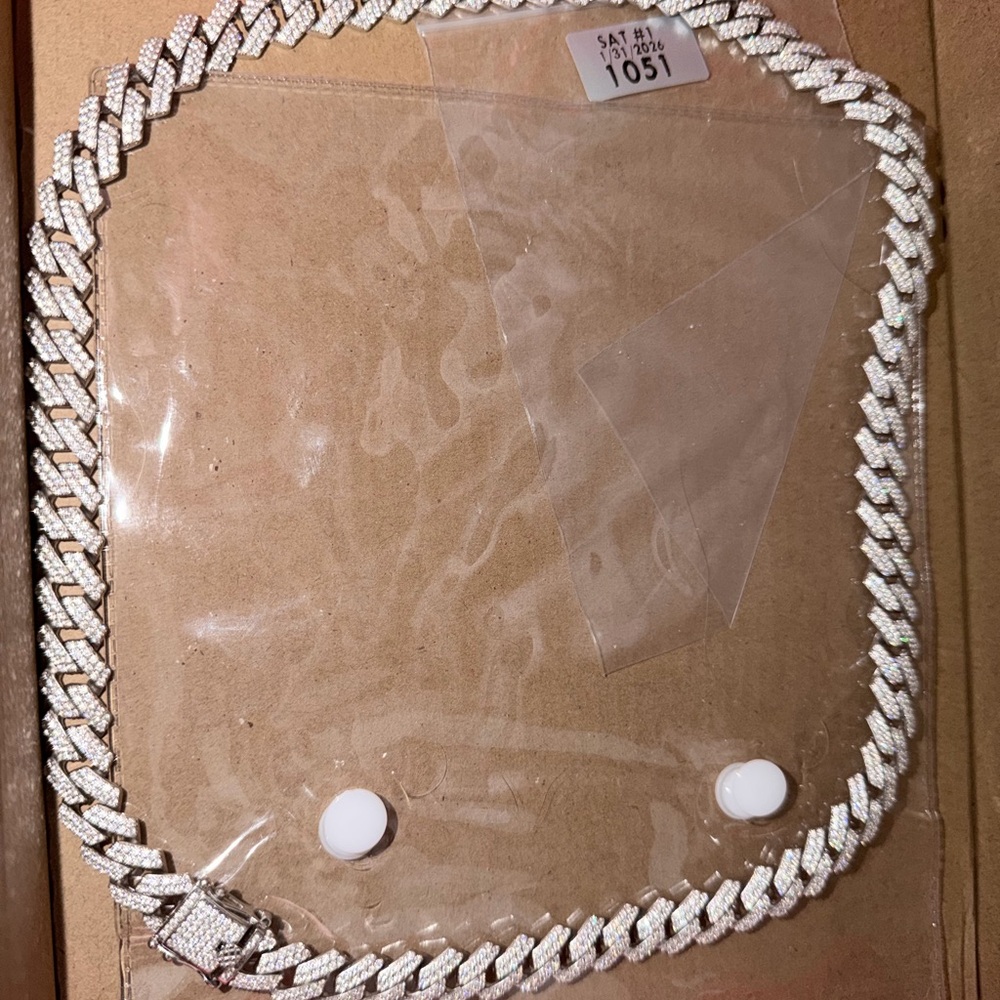 Real 925 solid sterling silver, heavy moissanite … - image 3